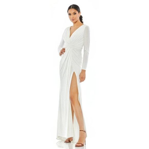 Mac Duggal 26554 Long Sleeves V-neck Long Side Split White Maxi Dress Size 2 NWT